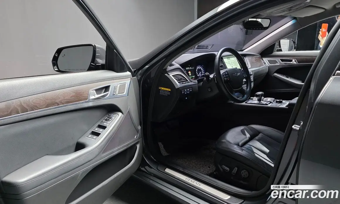 Genesis G80 2018 3.3 автомат (гидро), фото 13 Genesis G80 2018 3.3 автомат (гидро), фото 13