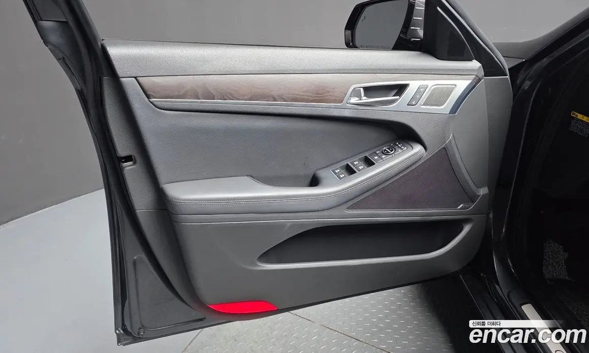 Genesis G80 2018 3.3 автомат (гидро), фото 14 Genesis G80 2018 3.3 автомат (гидро), фото 14