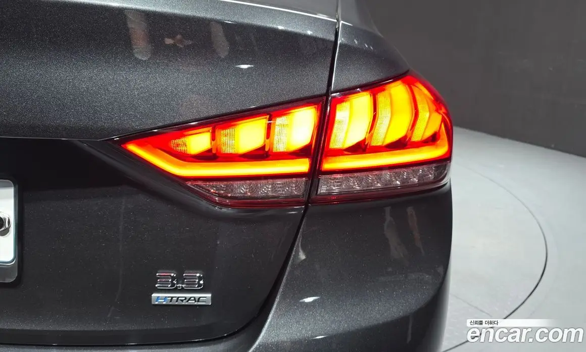 Genesis G80 2018 3.3 автомат (гидро), фото 9 Genesis G80 2018 3.3 автомат (гидро), фото 9