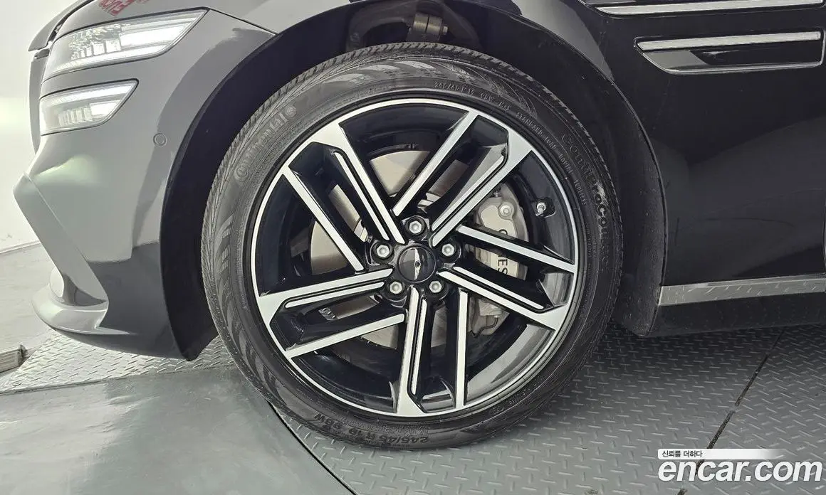 Genesis G80 2024 2.5 автомат (гидро), фото 5
