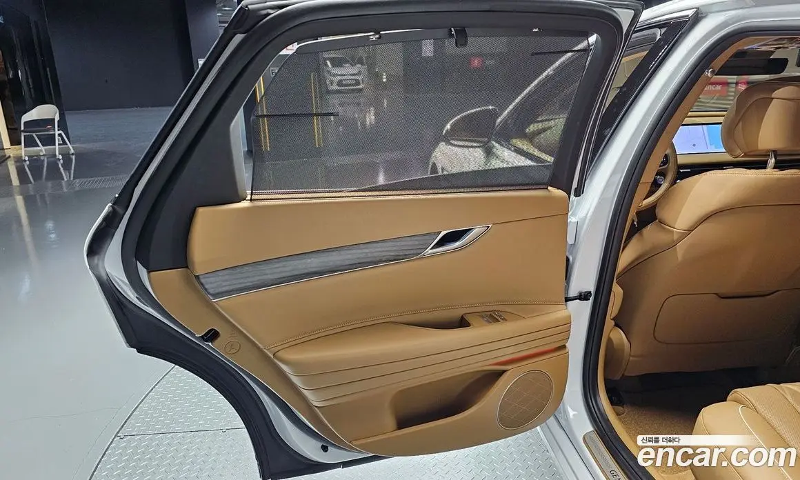 Genesis G80 2025 2.5 автомат (гидро), фото 14