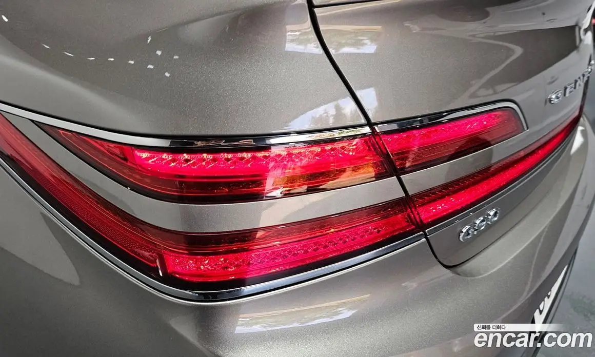 Genesis G90 2019 3.8 автомат (гидро), фото 9 Genesis G90 2019 3.8 автомат (гидро), фото 9