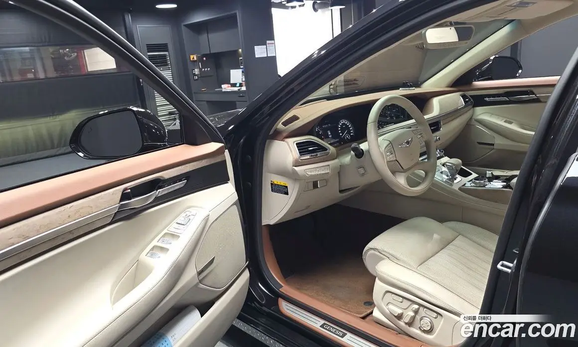 Genesis G90 2019 3.3 автомат (гидро), фото 13 Genesis G90 2019 3.3 автомат (гидро), фото 13
