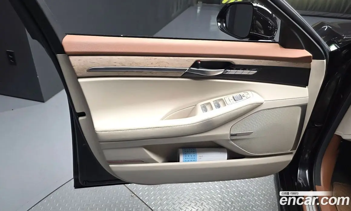 Genesis G90 2019 3.3 автомат (гидро), фото 14 Genesis G90 2019 3.3 автомат (гидро), фото 14