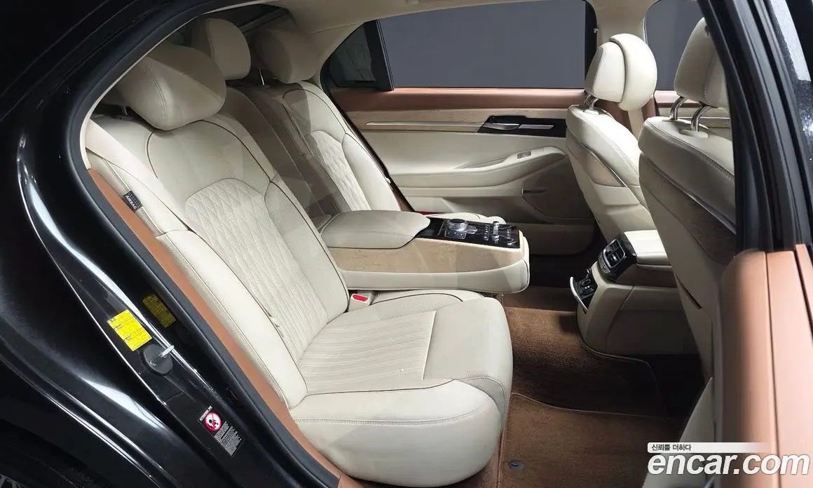 Genesis G90 2019 3.3 автомат (гидро), фото 17 Genesis G90 2019 3.3 автомат (гидро), фото 17