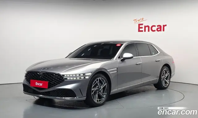 Genesis G90, 2022, 84 749 км