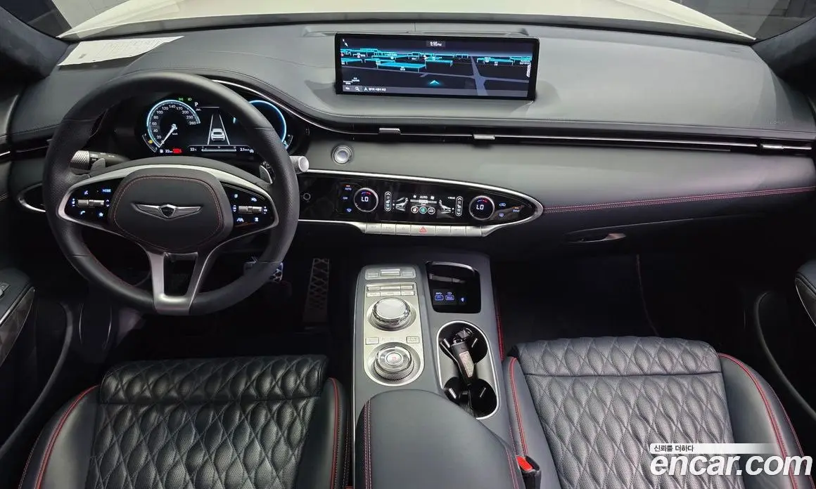 Genesis GV70 2022 2.5 автомат (гидро), фото 10 Genesis GV70 2022 2.5 автомат (гидро), фото 10