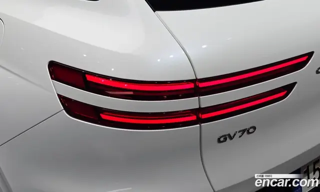 Genesis GV70 2024 2.5 автомат (гидро), миниатюра 9 Genesis GV70 2024 2.5 автомат (гидро), миниатюра 9
