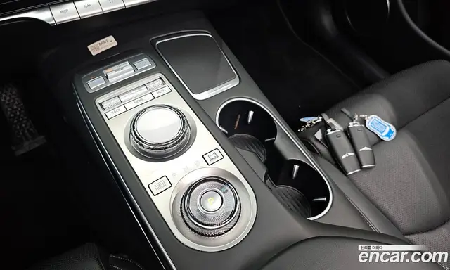 Genesis GV70 2024 2.5 автомат (гидро), миниатюра 12