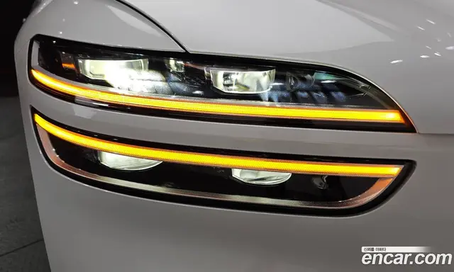 Genesis GV70 2024 2.5 автомат (гидро), миниатюра 8 Genesis GV70 2024 2.5 автомат (гидро), миниатюра 8