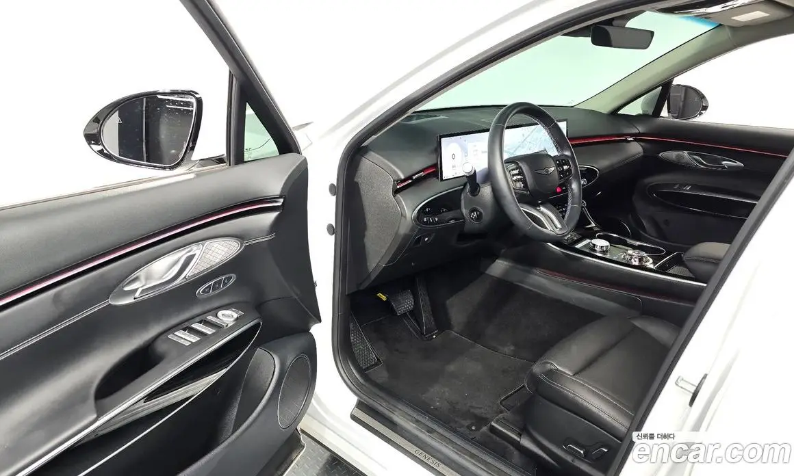 Genesis GV70 2024 2.5 автомат (гидро), фото 13