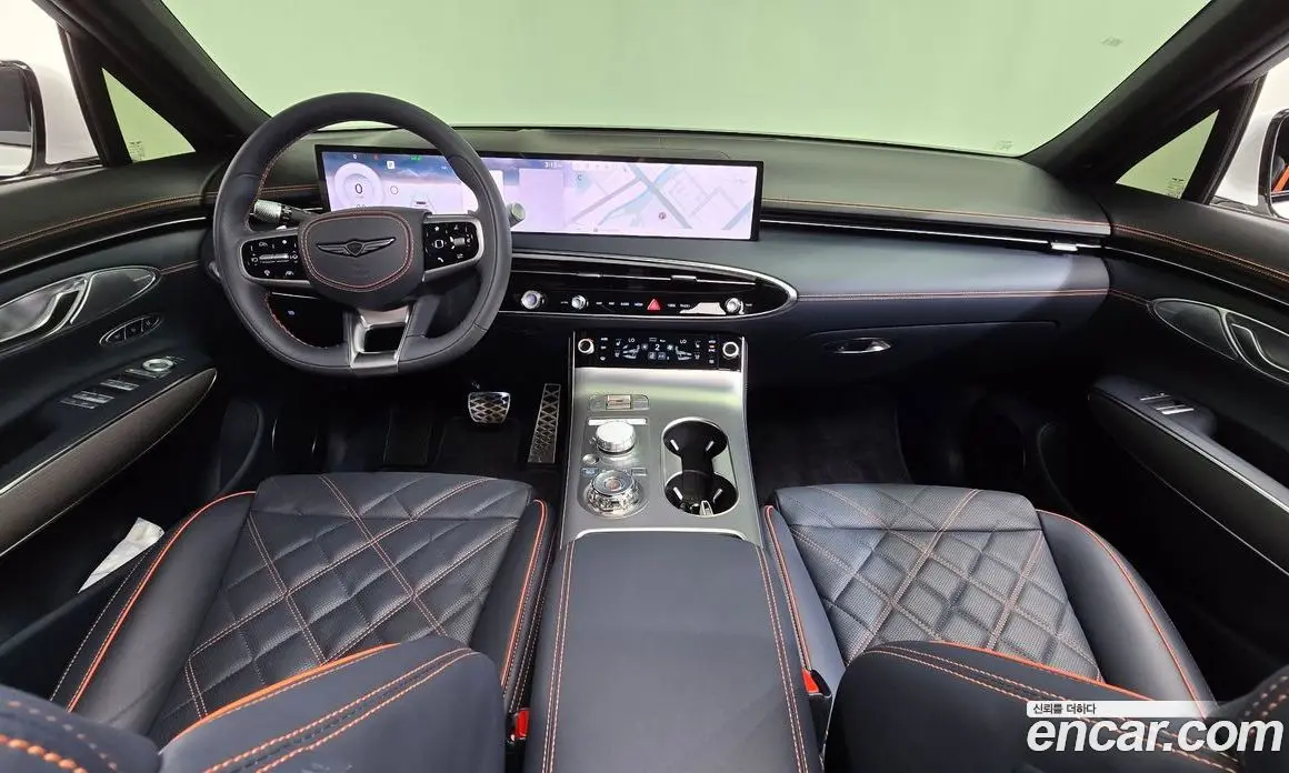 Genesis GV70 2025 2.5 автомат (гидро), фото 10 Genesis GV70 2025 2.5 автомат (гидро), фото 10