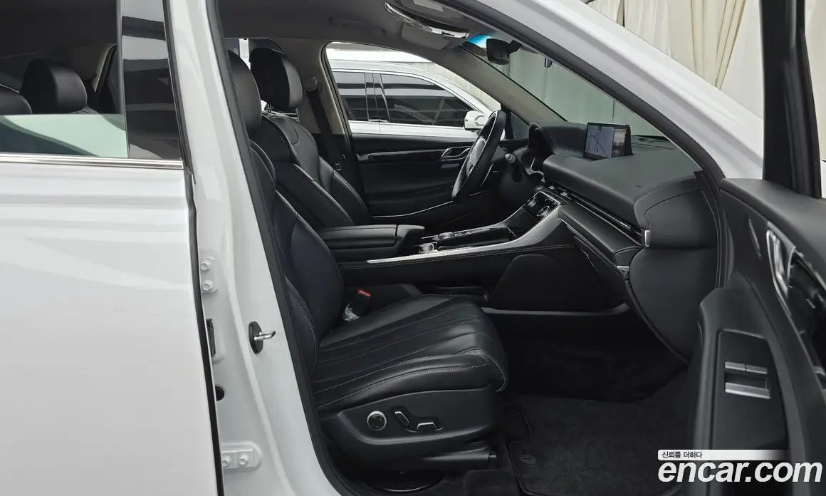 Genesis GV80 2020 2.5 автомат (гидро), фото 16 Genesis GV80 2020 2.5 автомат (гидро), фото 16