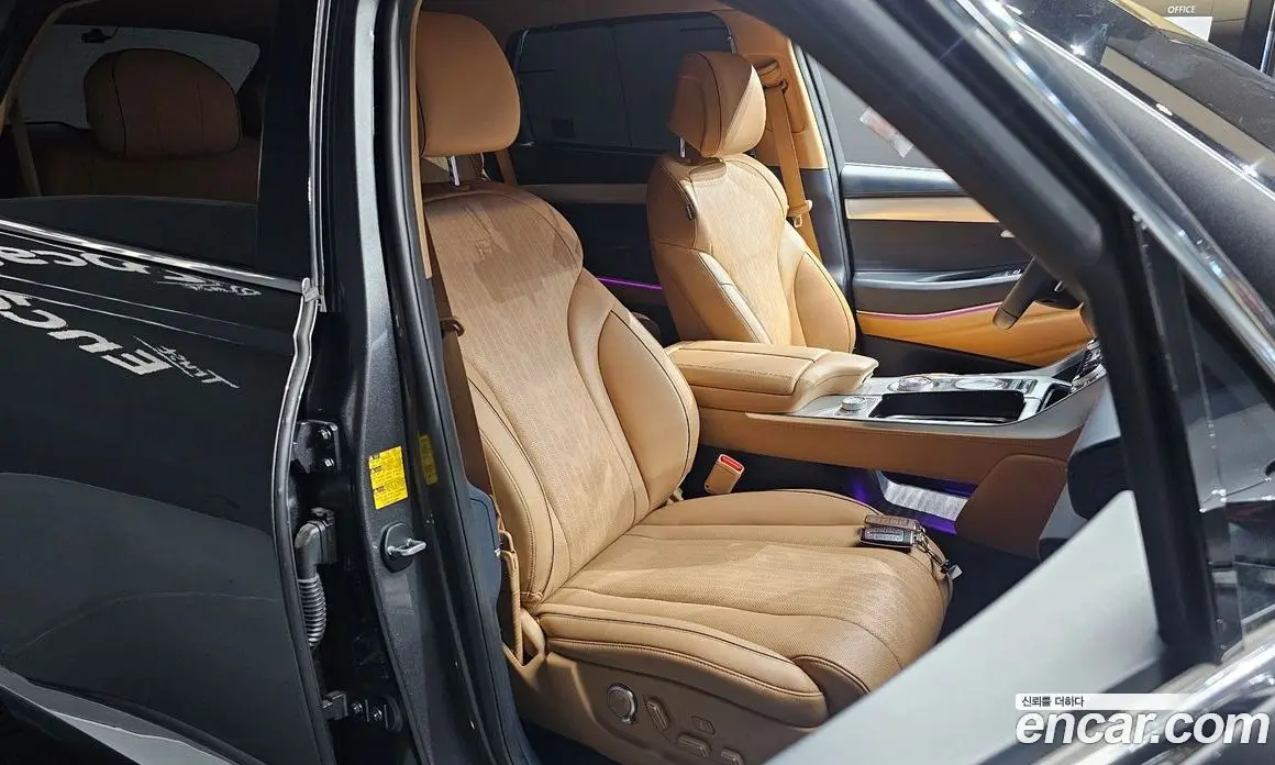 Genesis GV80 2022 3.0 автомат (гидро), фото 18 Genesis GV80 2022 3.0 автомат (гидро), фото 18