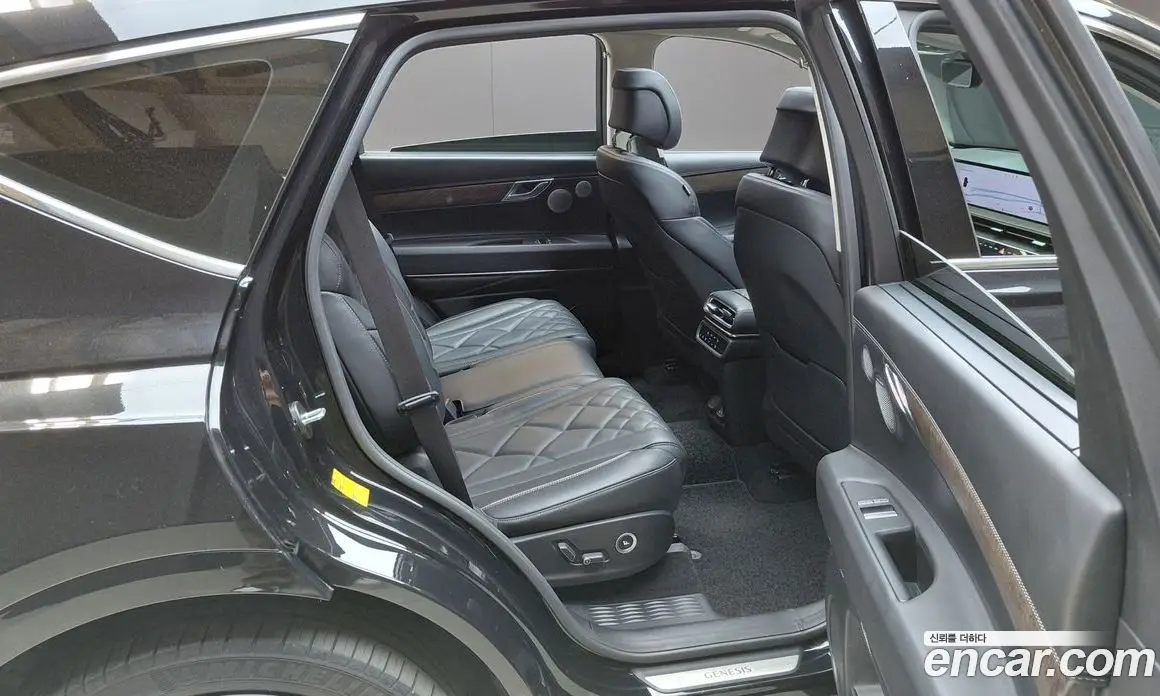 Genesis GV80 2023 3.5 автомат (гидро), фото 16 Genesis GV80 2023 3.5 автомат (гидро), фото 16