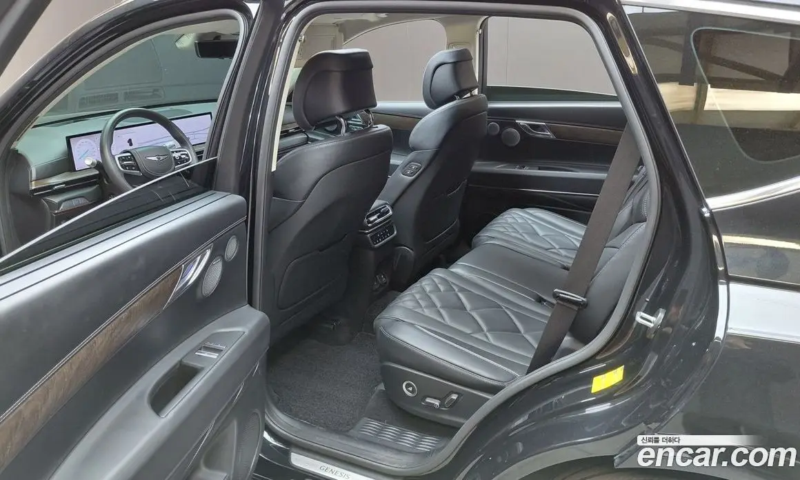 Genesis GV80 2023 3.5 автомат (гидро), фото 17 Genesis GV80 2023 3.5 автомат (гидро), фото 17