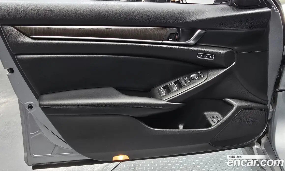 Honda Accord 2018 2.0 автомат (гидро), фото 14 Honda Accord 2018 2.0 автомат (гидро), фото 14