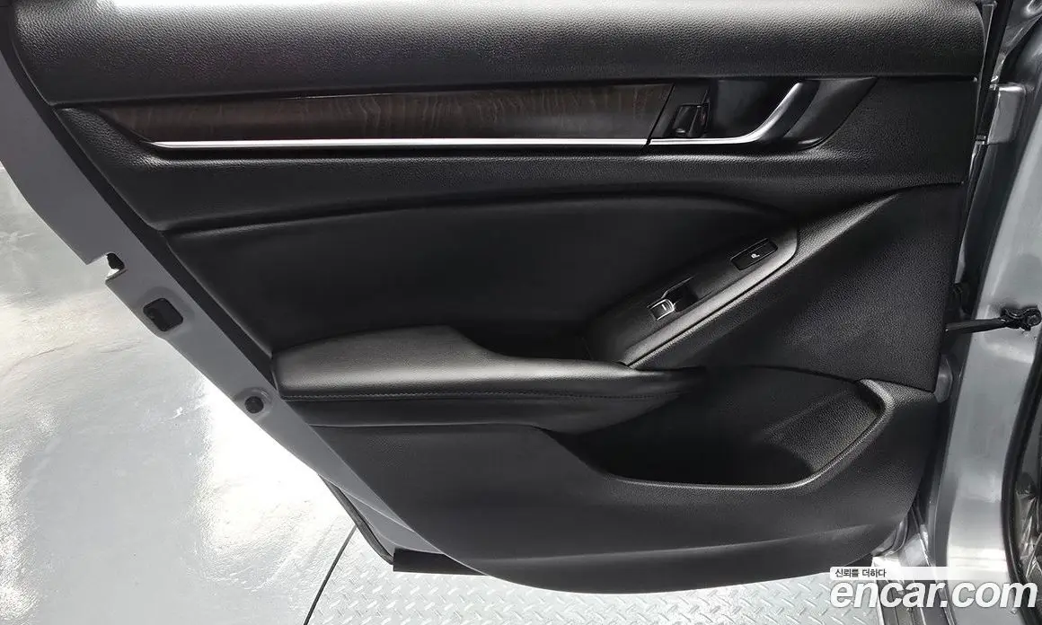 Honda Accord 2018 2.0 автомат (гидро), фото 15 Honda Accord 2018 2.0 автомат (гидро), фото 15
