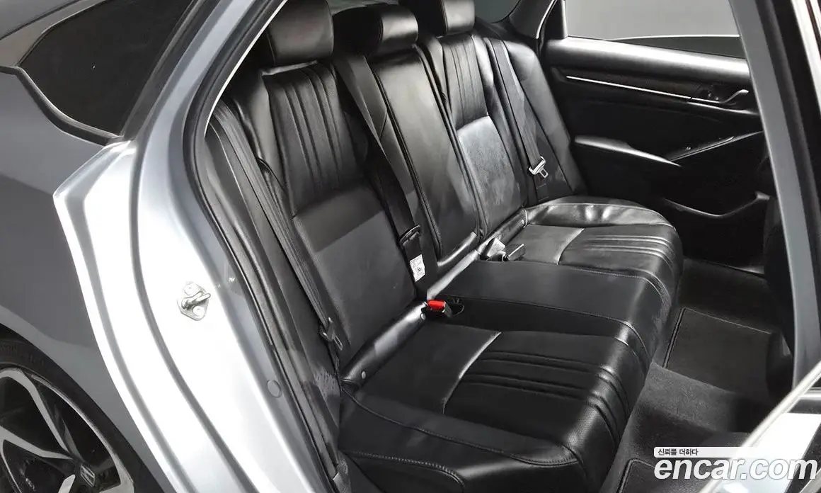 Honda Accord 2018 2.0 автомат (гидро), фото 18 Honda Accord 2018 2.0 автомат (гидро), фото 18