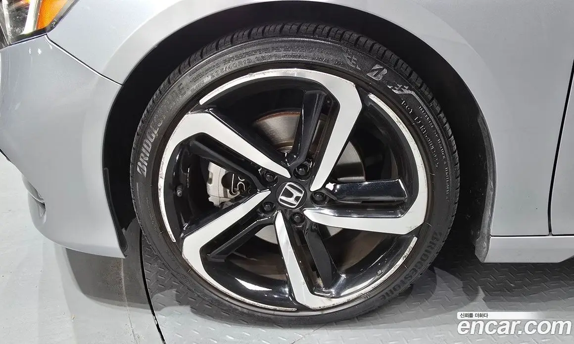 Honda Accord 2018 2.0 автомат (гидро), фото 5 Honda Accord 2018 2.0 автомат (гидро), фото 5