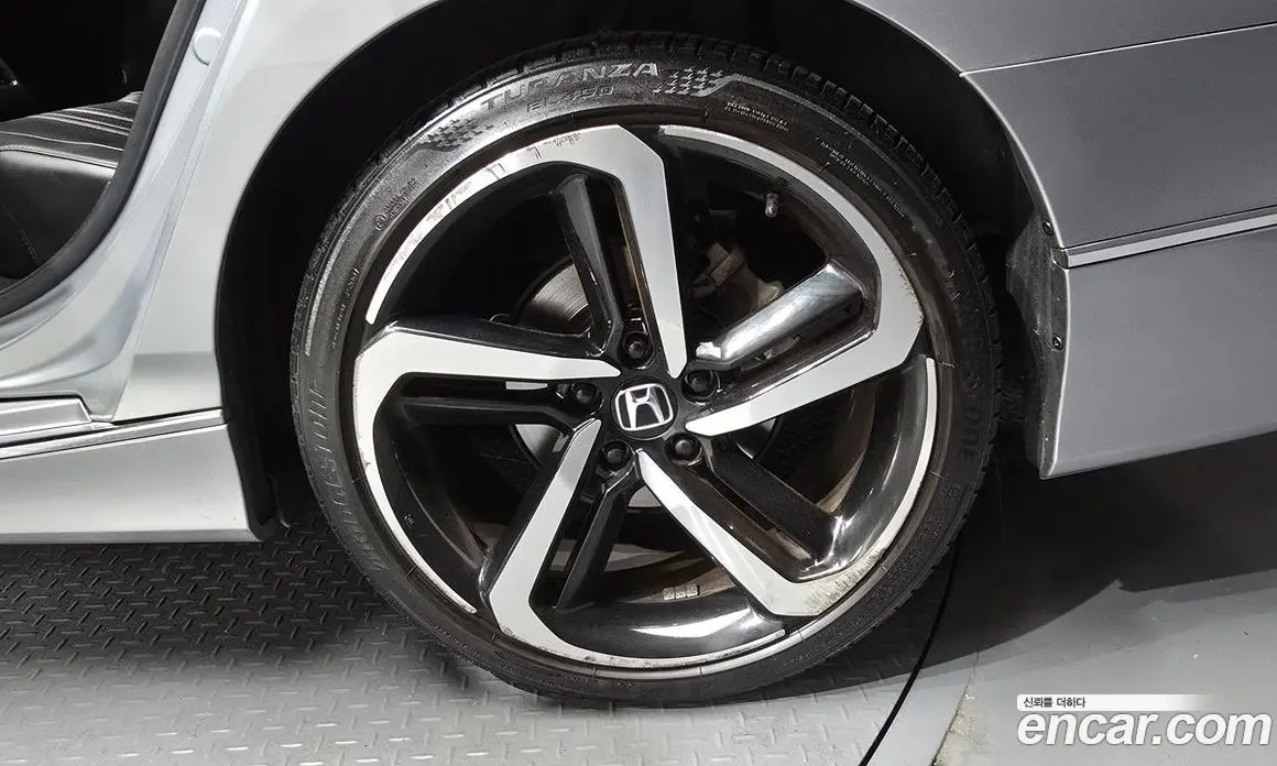 Honda Accord 2018 2.0 автомат (гидро), фото 7 Honda Accord 2018 2.0 автомат (гидро), фото 7