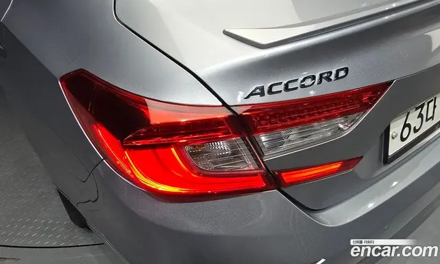 Honda Accord 2018 2.0 автомат (гидро), миниатюра 9 Honda Accord 2018 2.0 автомат (гидро), миниатюра 9