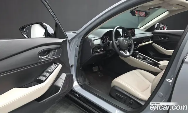 Honda Accord 2023 2.0 автомат (гидро), миниатюра 12