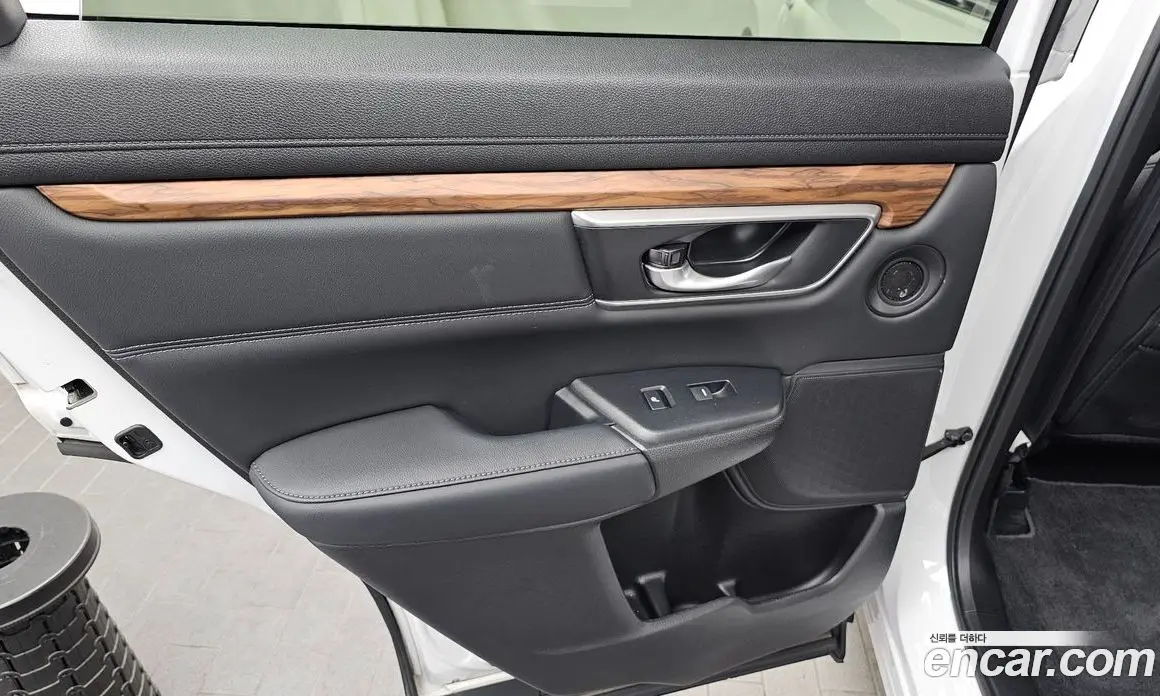 Honda CR-V 2022 2.0 автомат (гидро), фото 15 Honda CR-V 2022 2.0 автомат (гидро), фото 15