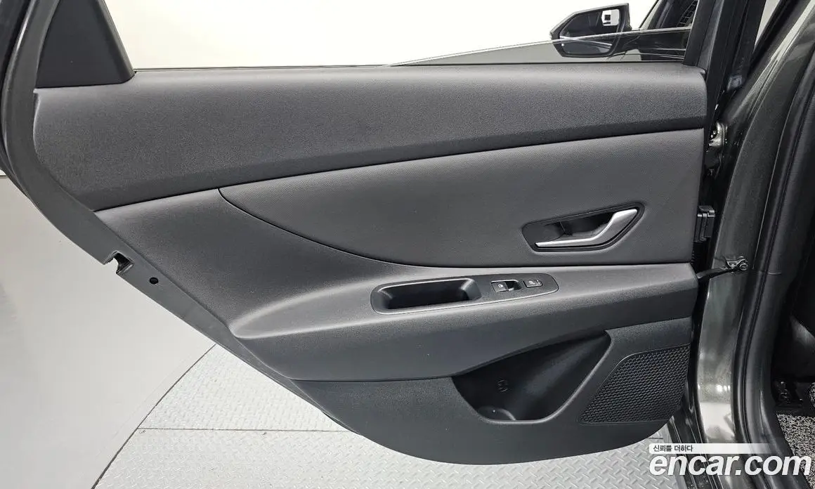Hyundai Avante 2020 1.6 автомат (гидро), фото 14