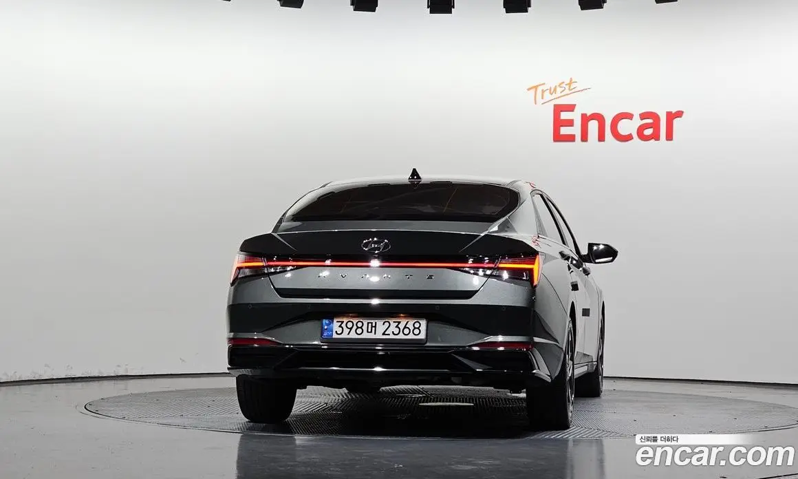 Hyundai Avante 2020 1.6 автомат (гидро), фото 3
