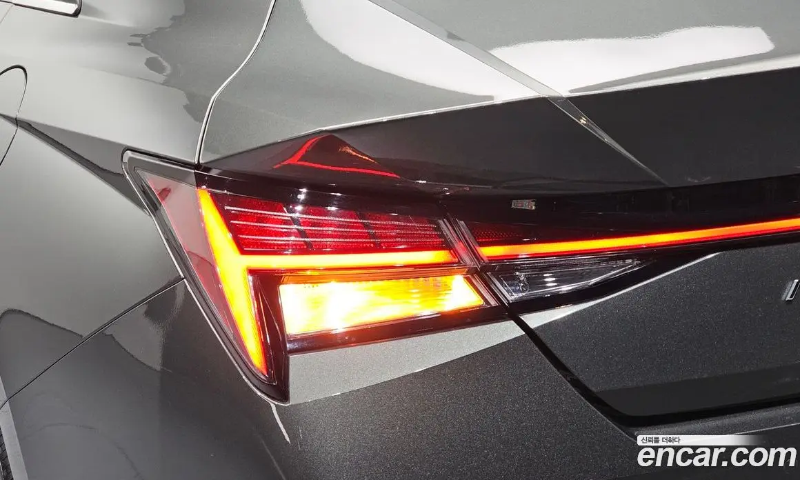 Hyundai Avante 2020 1.6 автомат (гидро), фото 8