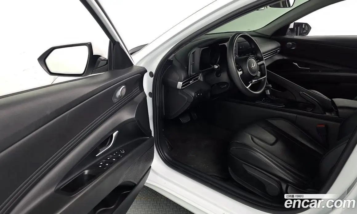Hyundai Avante 2022 1.6 автомат (гидро), фото 13 Hyundai Avante 2022 1.6 автомат (гидро), фото 13
