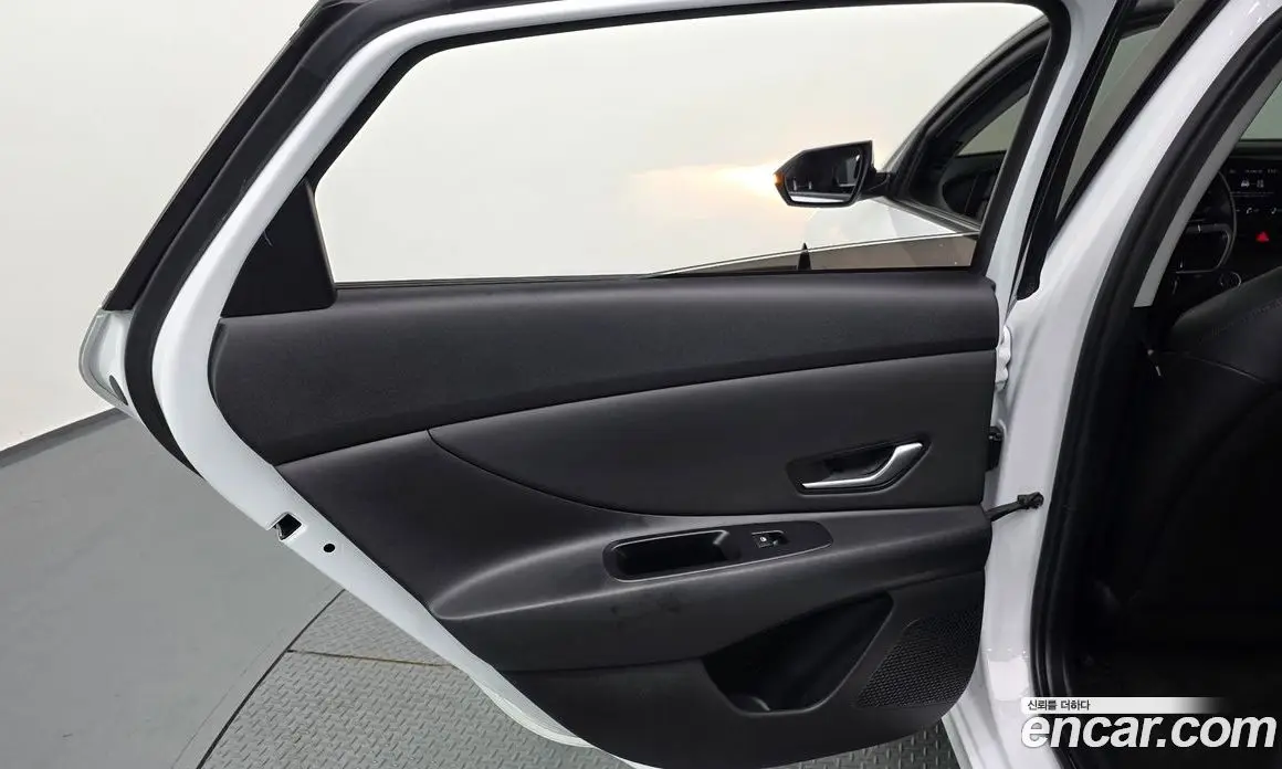 Hyundai Avante 2022 1.6 автомат (гидро), фото 15 Hyundai Avante 2022 1.6 автомат (гидро), фото 15