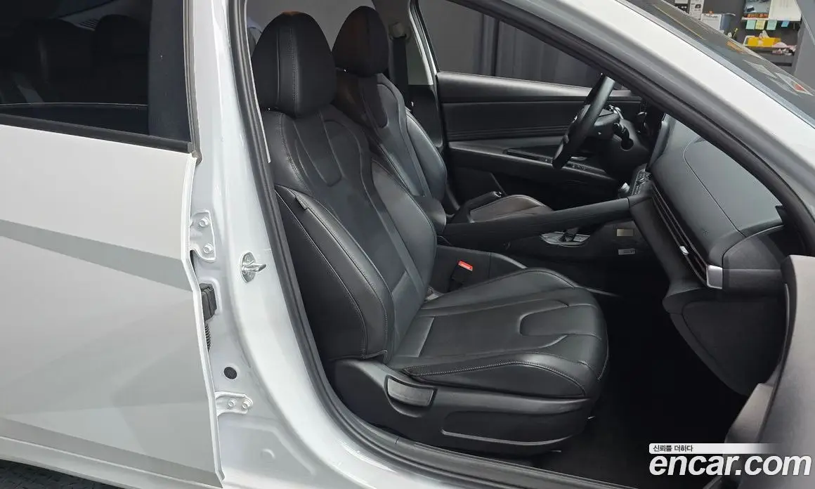 Hyundai Avante 2023 1.6 автомат (гидро), фото 16 Hyundai Avante 2023 1.6 автомат (гидро), фото 16
