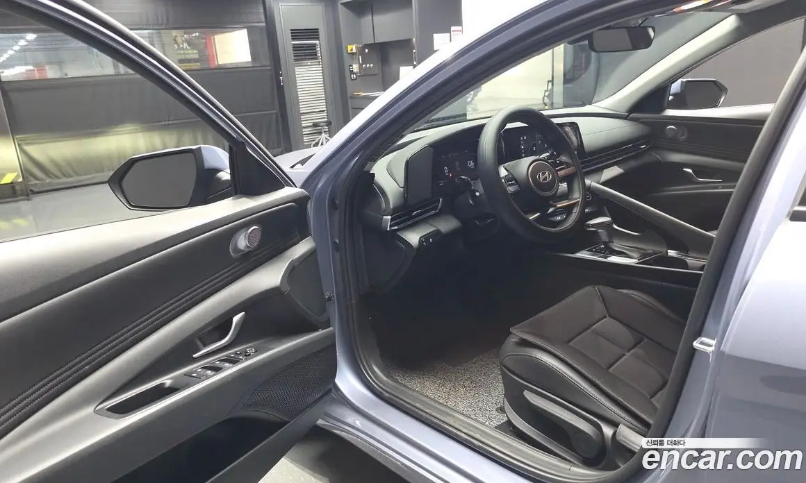 Hyundai Avante 2025 1.6 автомат (гидро), фото 10 Hyundai Avante 2025 1.6 автомат (гидро), фото 10