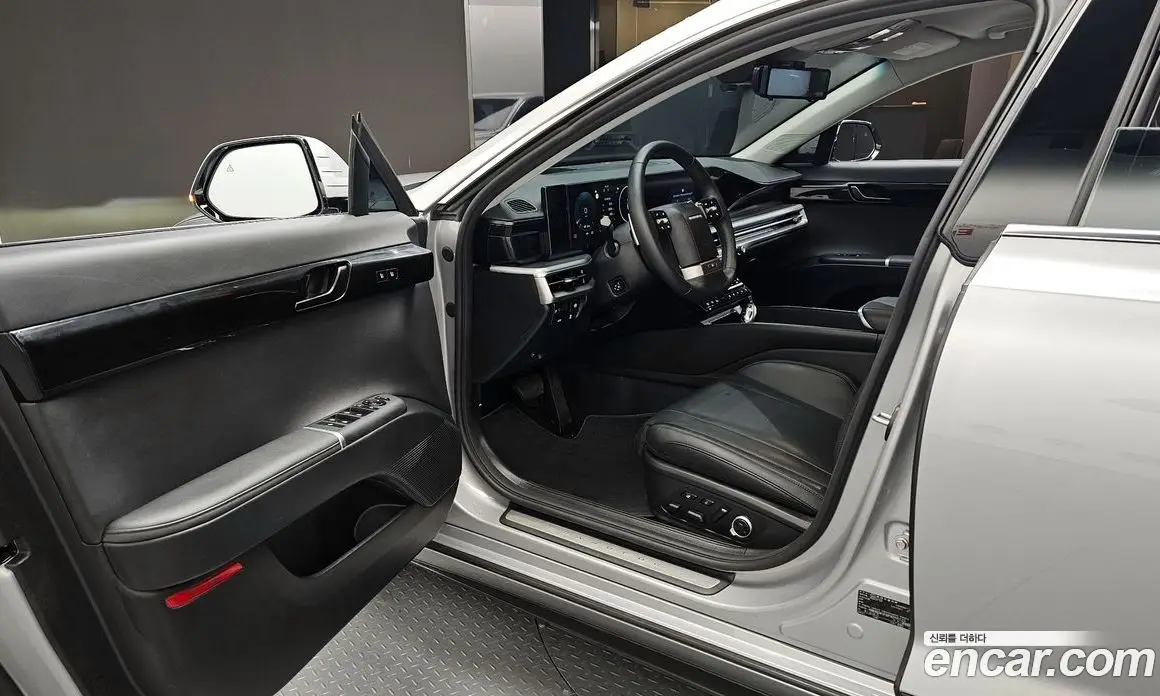Hyundai Grandeur 2023 3.5 автомат (гидро), фото 13