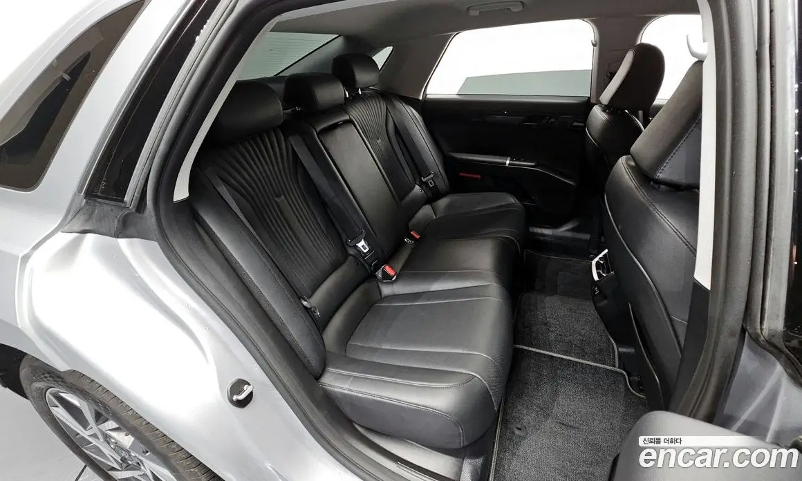 Hyundai Grandeur 2023 3.5 автомат (гидро), фото 17