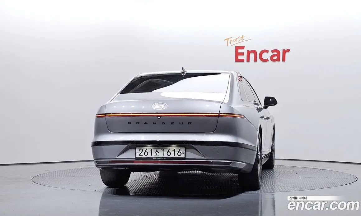 Hyundai Grandeur 2023 3.5 автомат (гидро), фото 4
