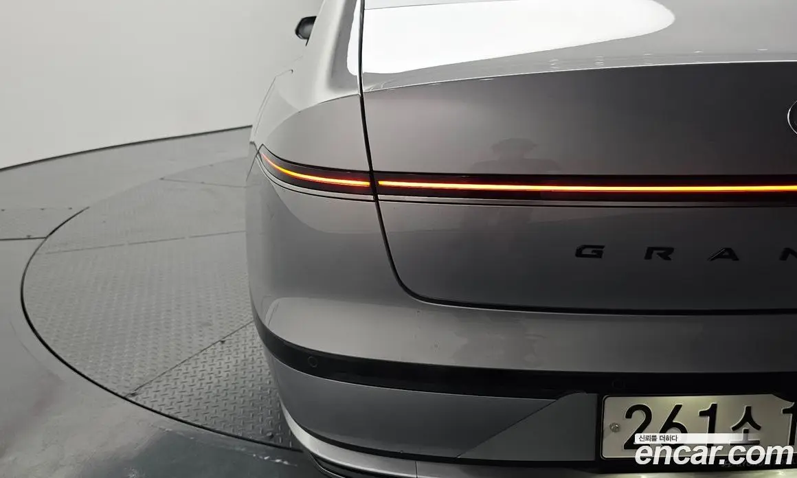 Hyundai Grandeur 2023 3.5 автомат (гидро), фото 9