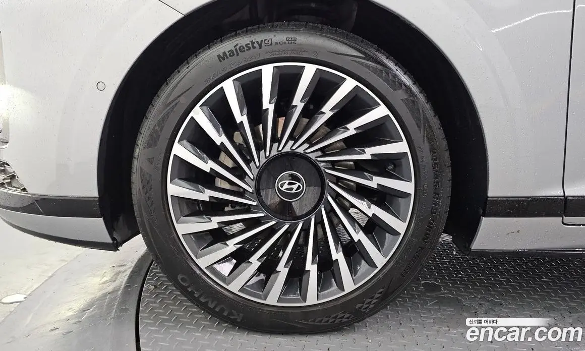 Hyundai Grandeur 2024 1.6 автомат (гидро), фото 5