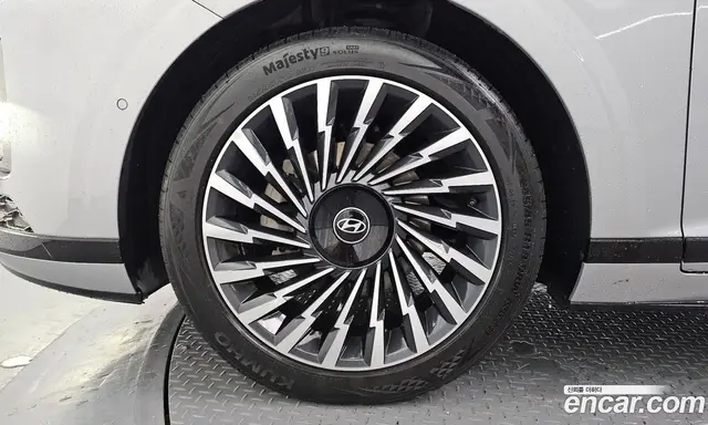 Hyundai Grandeur 2024 1.6 автомат (гидро), миниатюра 5