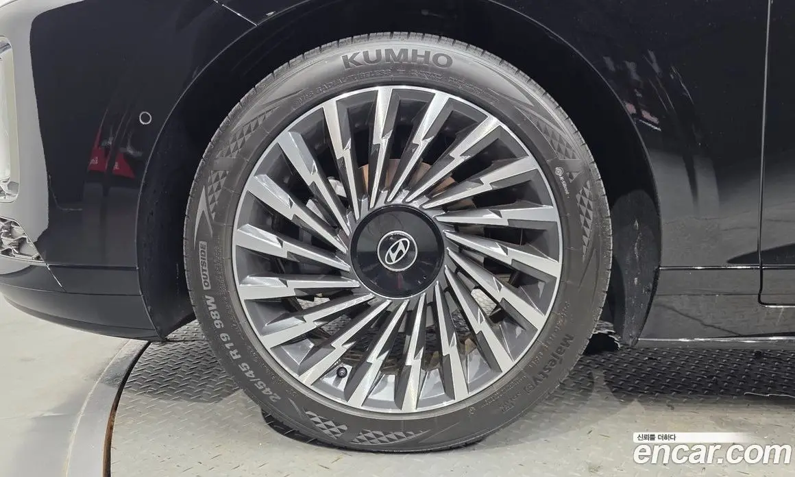 Hyundai Grandeur 2024 1.6 автомат (гидро), фото 5