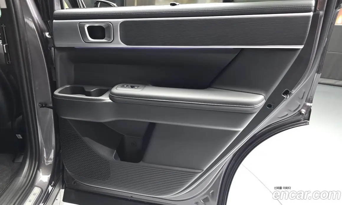 Hyundai Santa Fe 2024 1.6 автомат (гидро), фото 15