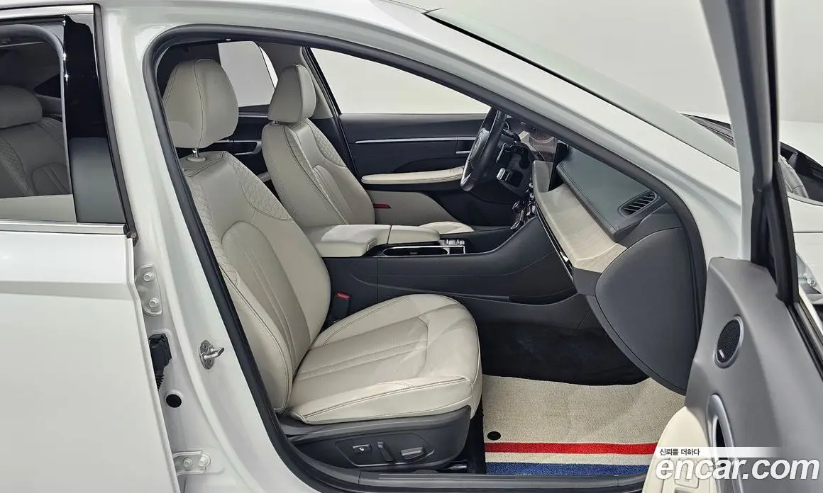 Hyundai Sonata 2024 1.6 автомат (гидро), фото 16 Hyundai Sonata 2024 1.6 автомат (гидро), фото 16