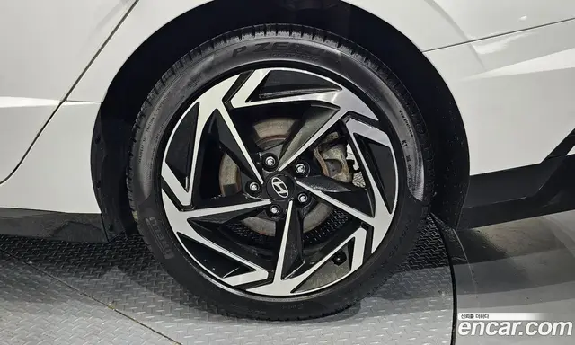 Hyundai Sonata 2024 1.6 автомат (гидро), миниатюра 7 Hyundai Sonata 2024 1.6 автомат (гидро), миниатюра 7
