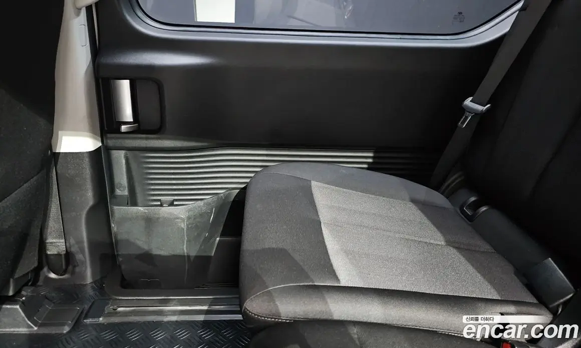 Hyundai Staria 2024 2.2 автомат (гидро), фото 15