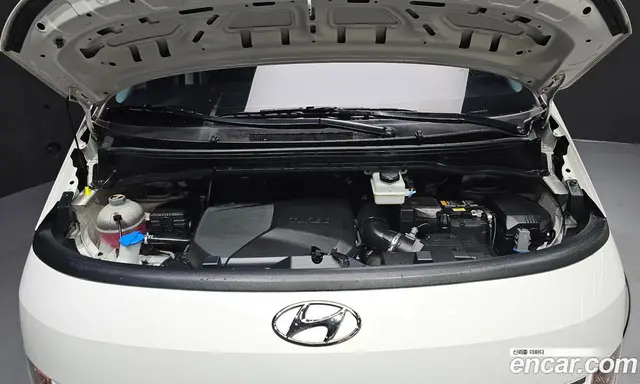 Hyundai Staria 2024 2.2 автомат (гидро), миниатюра 6