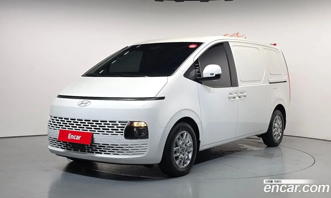 Hyundai Staria 2024 3.5 автомат (гидро), фото 1 Hyundai Staria 2024 3.5 автомат (гидро), фото 1