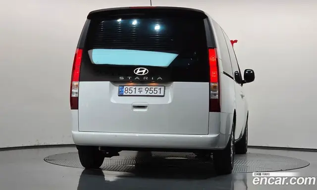 Hyundai Staria 2024 1.6 автомат (гидро), миниатюра 3