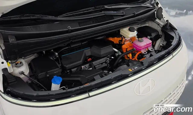 Hyundai Staria 2024 1.6 автомат (гидро), миниатюра 5